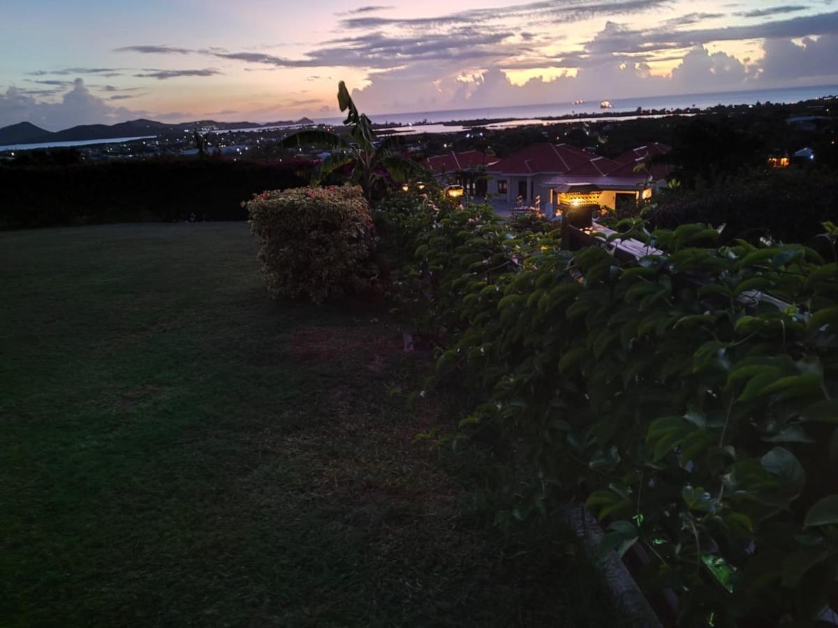 Holiday Home Belvedere Dickenson Bay Exterior foto