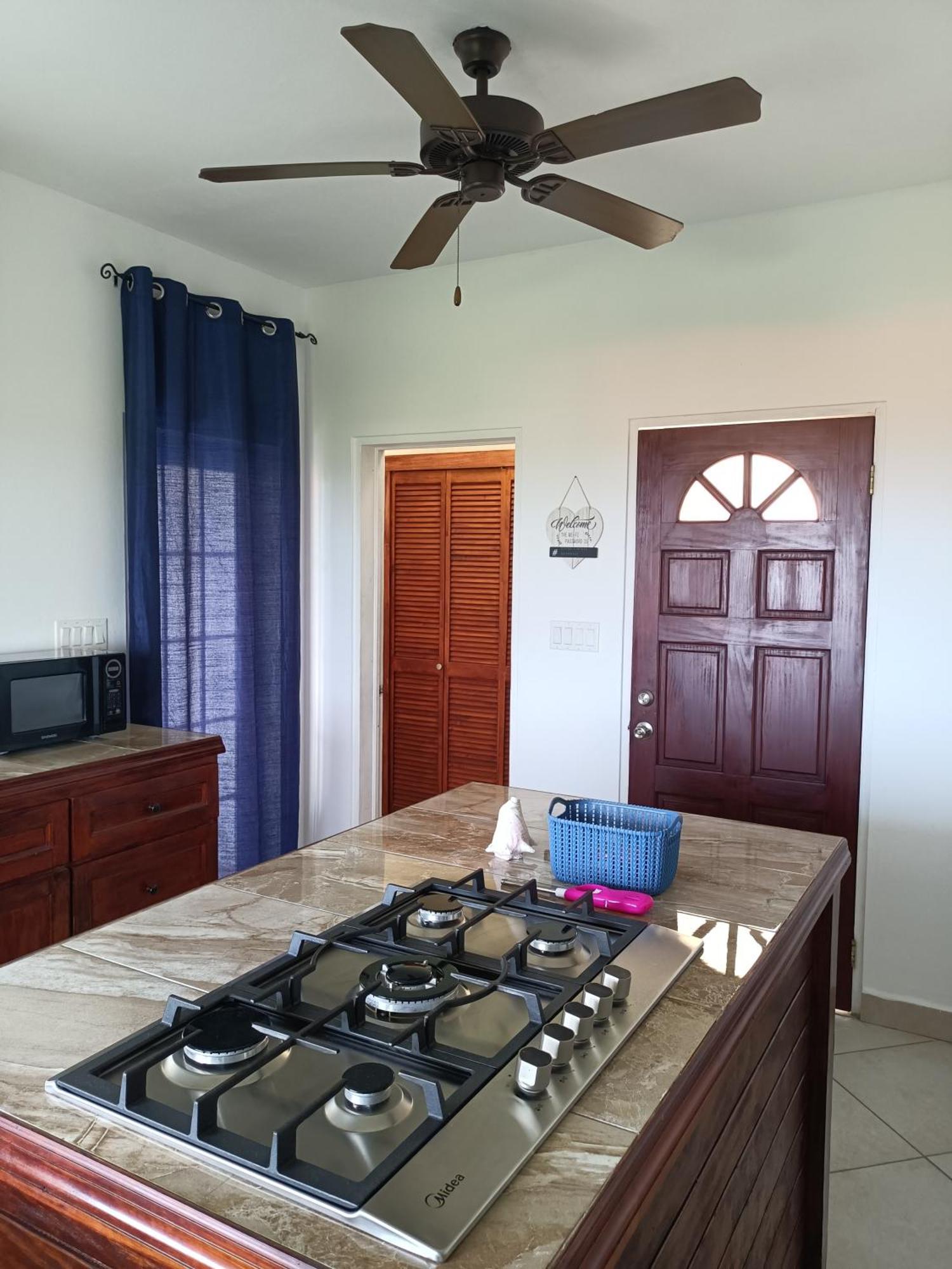 Holiday Home Belvedere Dickenson Bay Quarto foto